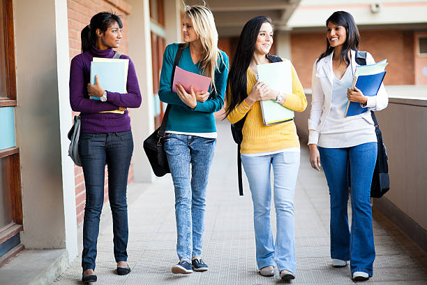 istock college students walking to lecture hall 177554638