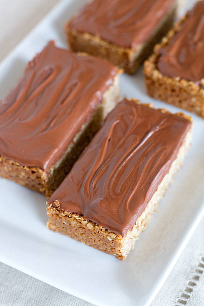 istock Butterfinger oatmeal bars vertical 177560641