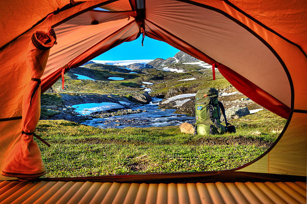 Observação Trekkingtour em uma Tenda - fotografia de stock