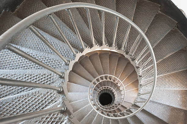 istock Spiral staircase to infinity 177561169