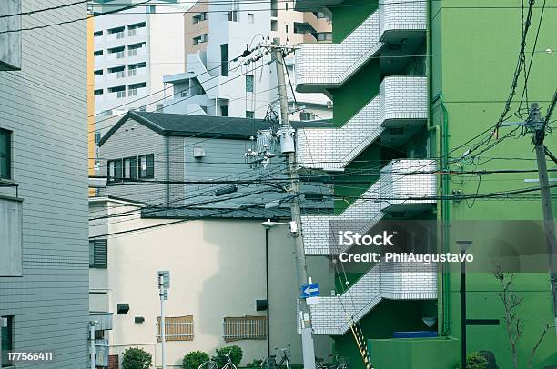 Edifici In Appartamento Residenziale Di Osaka - Fotografie stock e altre immagini di Ambientazione esterna - Ambientazione esterna, Appartamento, Asia