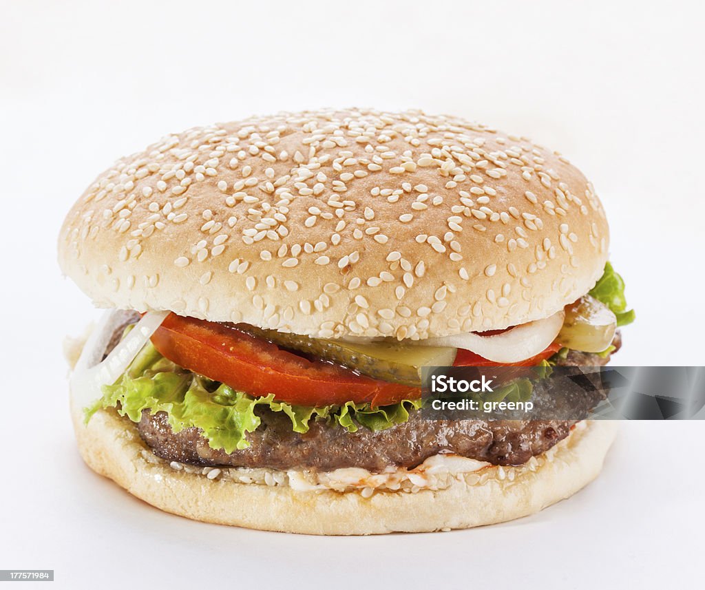 Hamburguesa sobre fondo blanco - Foto de stock de Alimento libre de derechos