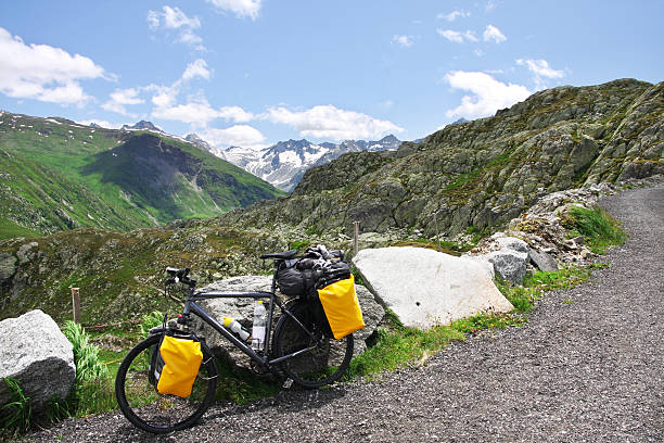 istock Cycling the Alps 177576916