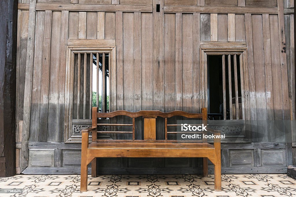 タイスタイル木製テーブル - アジア大陸のロイヤリティフリーストックフォト