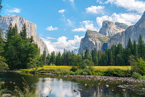 yosemite долина - yosemite valley стоковые фото и изображения