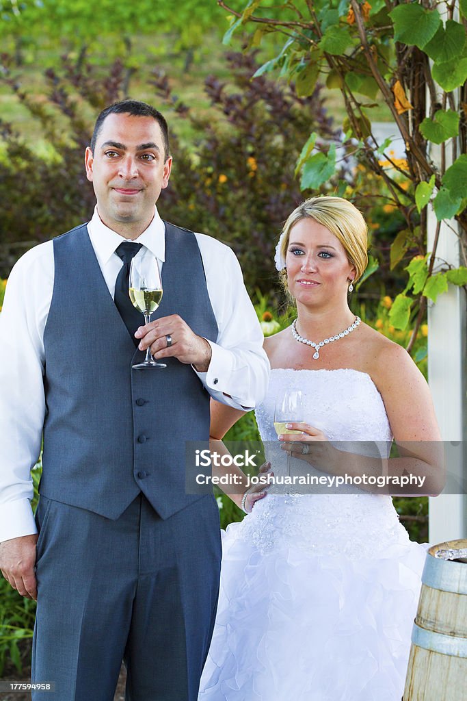 Festas de casamento, noiva e noivo - Foto de stock de Alcoolismo royalty-free
