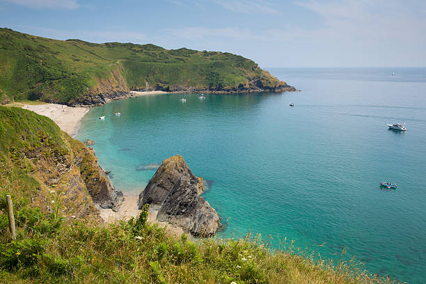 istock Lantic Bay Cornwall England with turquoise and blue sea 177615133