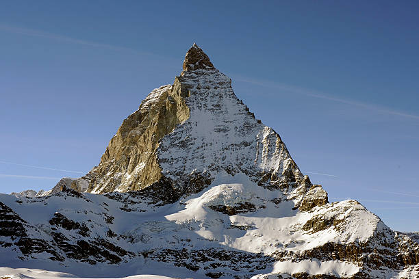 imagen de paisaje de la montaña matterhorn suiza - scerene fotografías e imágenes de stock