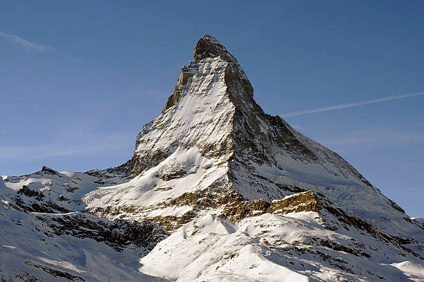 imagen de paisaje de la montaña matterhorn suiza - scerene fotografías e imágenes de stock