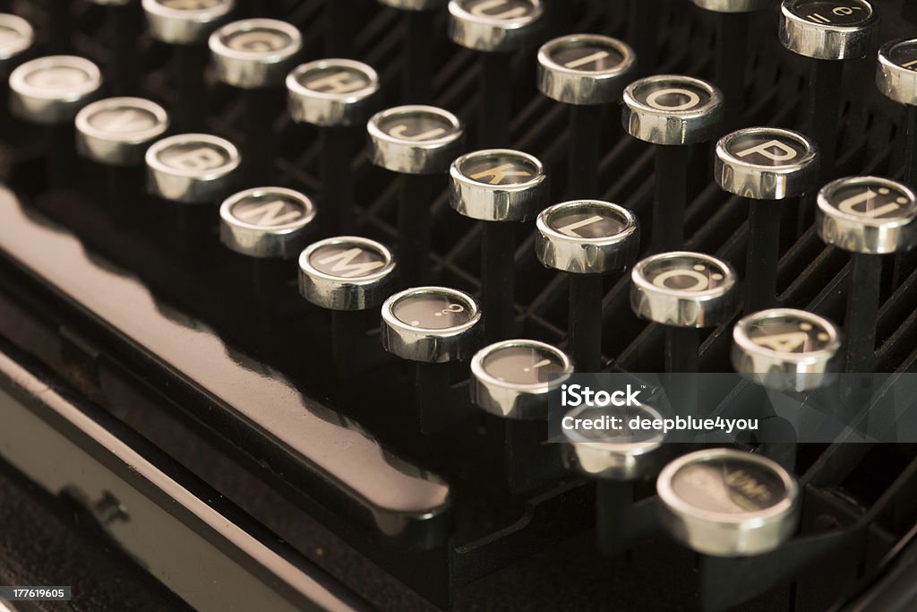 Старая Пишущая машинка - Стоковые фото 1940-1949 роялти-фри