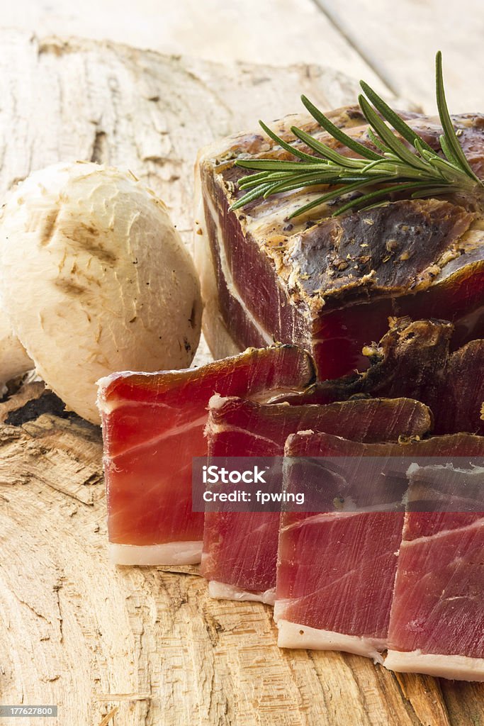 Deliciosos fatias de italiano speck - Royalty-free Carne Foto de stock