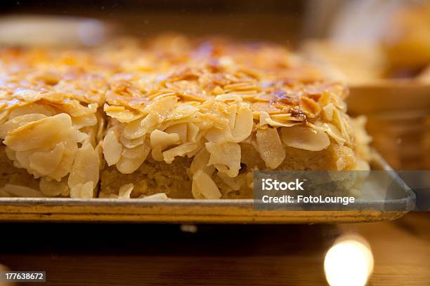 Butterkuchen - Fotografias de stock e mais imagens de Amêndoa - Amêndoa, Assado no Forno, Bolacha