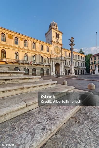 Foto de Piazza Dei Signori e mais fotos de stock de Pádua - Pádua, Arquitetura, Característica arquitetônica