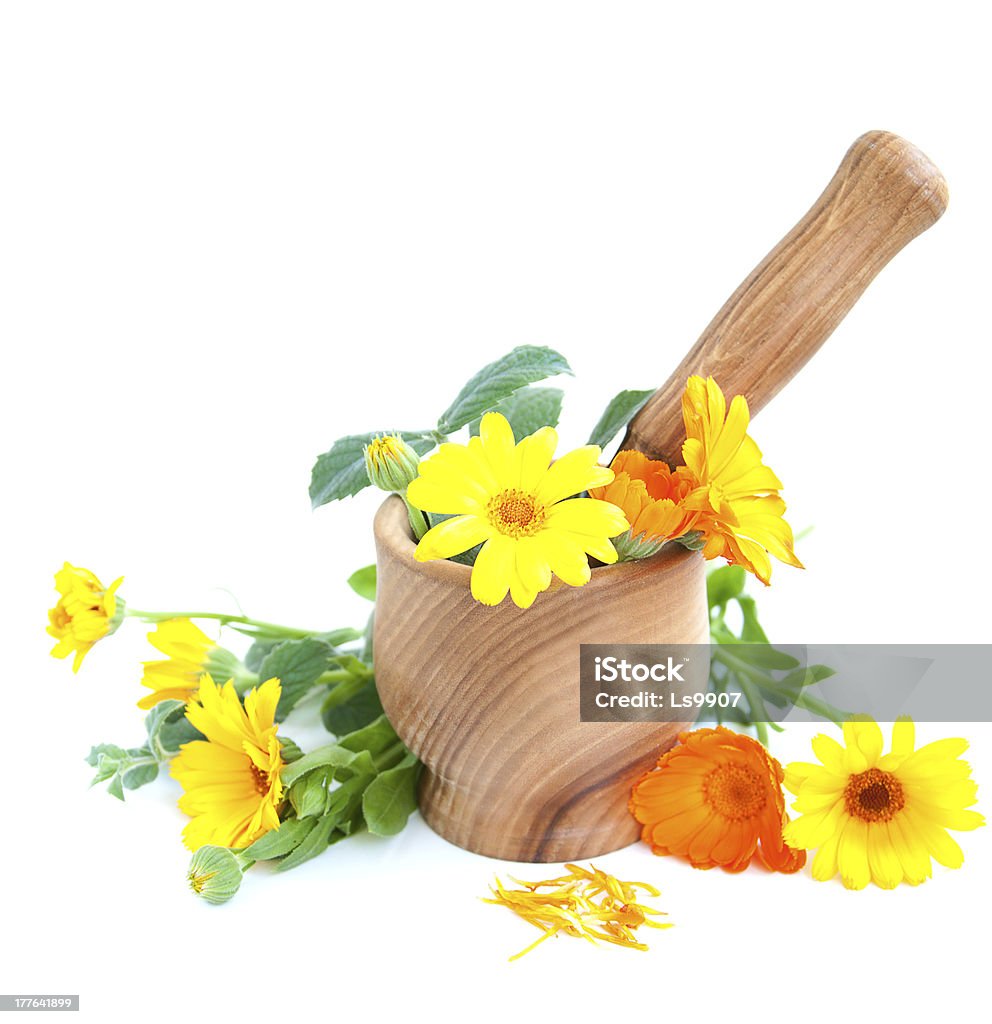 Calendula flores e Pilão - Royalty-free Aromaterapia Foto de stock