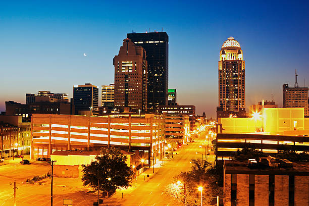 istock Early Morning in Louisville 177642287