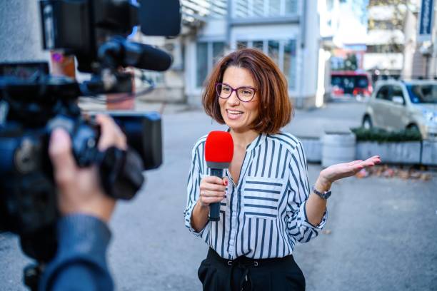 istock Female TV reporter 1776585349