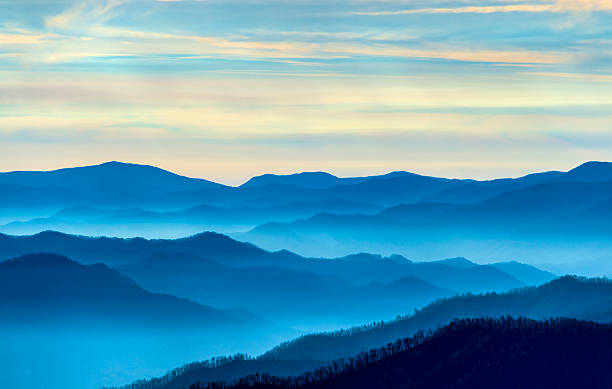 istock Morning in The Smokies 177688044