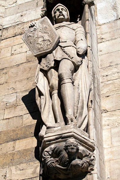 istock Sculpture on Brussels City Hall in Grand Place 177699417