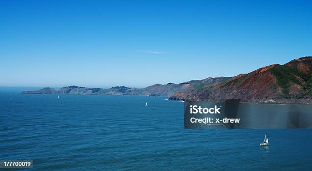 Costa De California Foto de stock y más banco de imágenes de Aire libre - Aire libre, Azul, Bahía de San Francisco