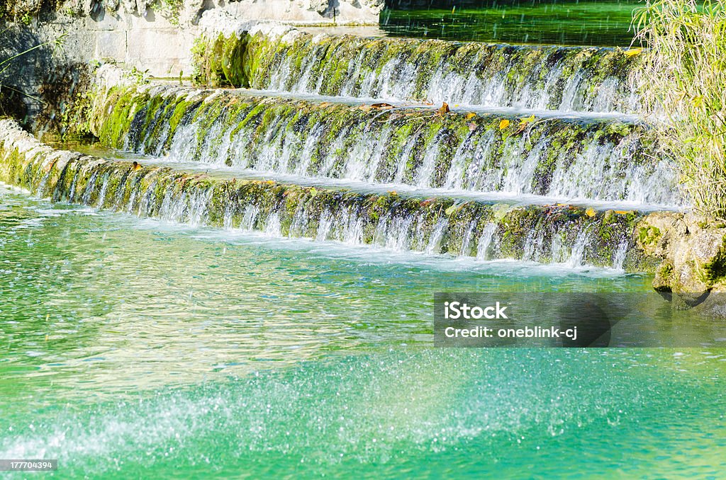 Cascada en Parque Ciutadella - Foto de stock de Agua libre de derechos