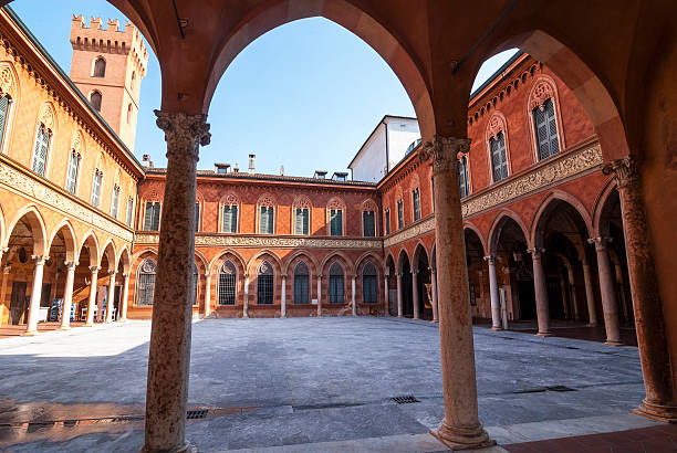 istock Cremona, Palazzo Trecchi 177704952