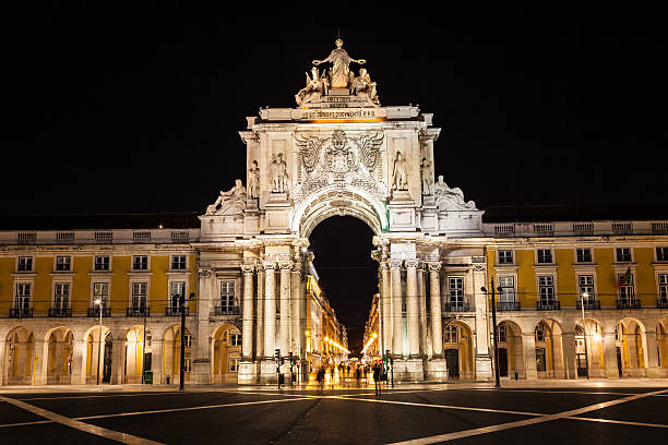 istock Commerce square of Lisboa at night, Portugal 177707957