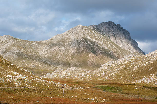 istock Harsh landscape, Hermanus, South Africa 177709283