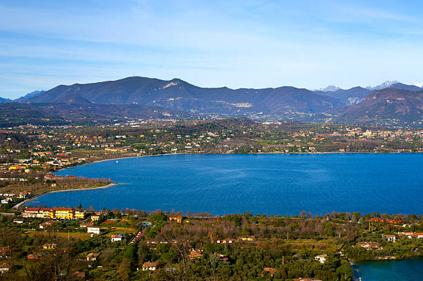 istock coast of garda lake 177723042