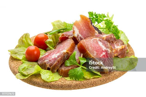 Foto de Carne Bovina Defumada e mais fotos de stock de Almoço - Almoço, Antepasto, Bife