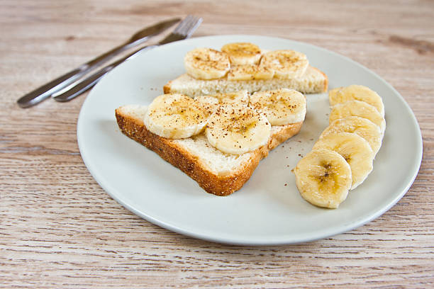 istock Bread with banana and cinnamon on a plate 177731422