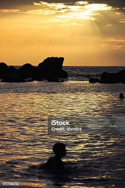 カリブ海に沈む夕日 - カリブ海のストックフォトや画像を多数ご用意 - カリブ海, キューバ, シルエット