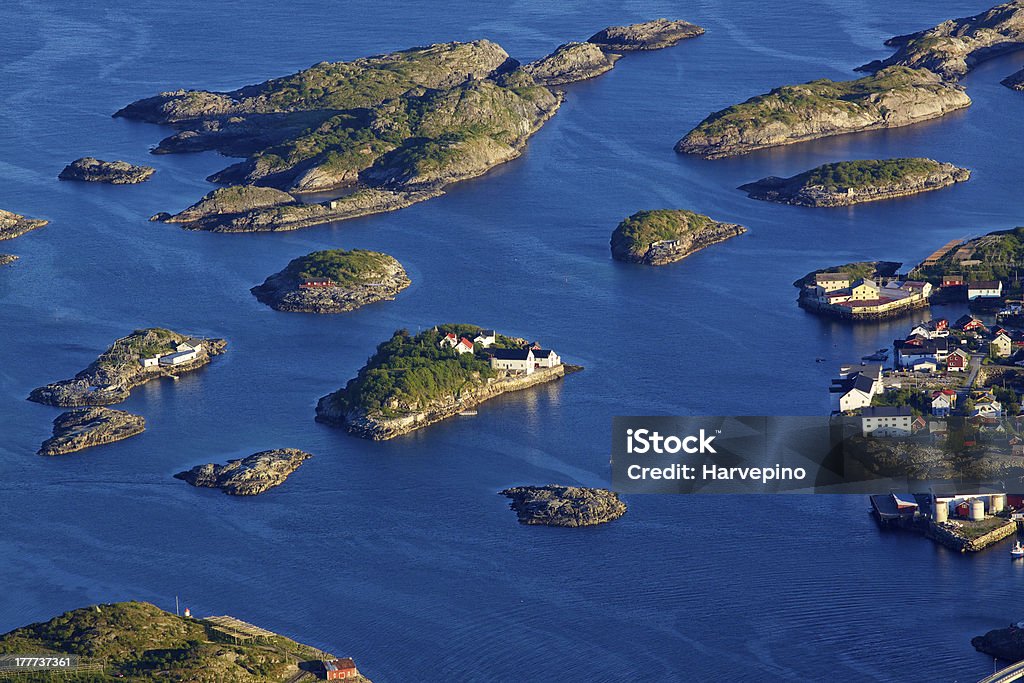 Ville de petites îles - Photo de Austvagoy libre de droits