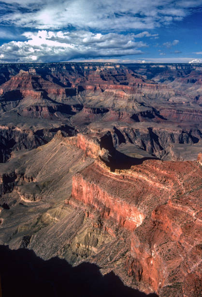 Grand Canyon NP - South Rim - Canyon Depth Vertical - 1990