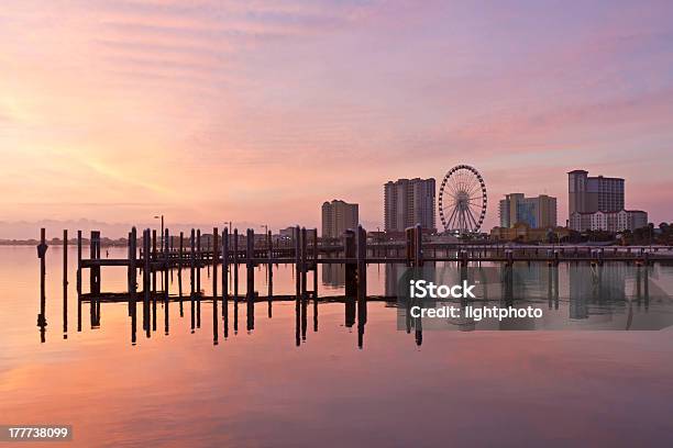 Harbour Reflejos En Santa Rosa De Sonido Foto de stock y más banco de imágenes de Pensacola - Pensacola, Florida - Estados Unidos, Isla de Santa Rosa - Florida - iStock Harbour Reflejos En Santa Rosa De Sonido Foto de stock y más banco de imágenes de Pensacola - Pensacola, Florida - Estados Unidos, Isla de Santa Rosa - Florida - iStock