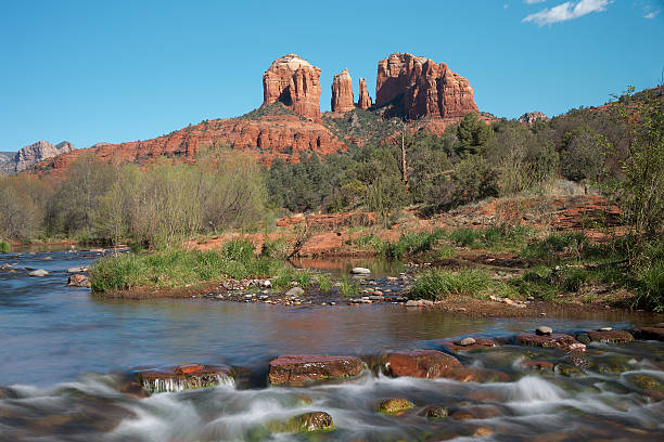 istock Cathedral Rocks Viewed From Red Rock Crossing 177738714