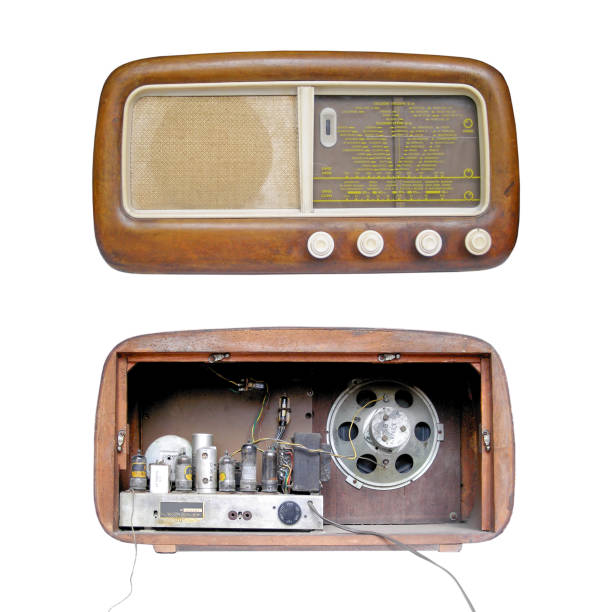 istock Old AM radio tuner 177743903