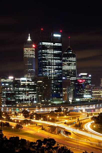 Perth Skyline di notte - foto stock