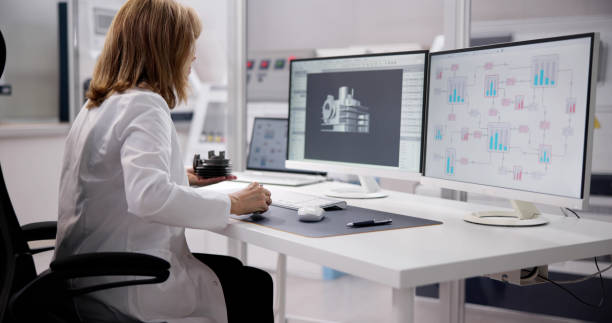 Mastering Computer 1,700+ Mastering Her Technique Stock Photos, Pictures & Royalty-Free ...