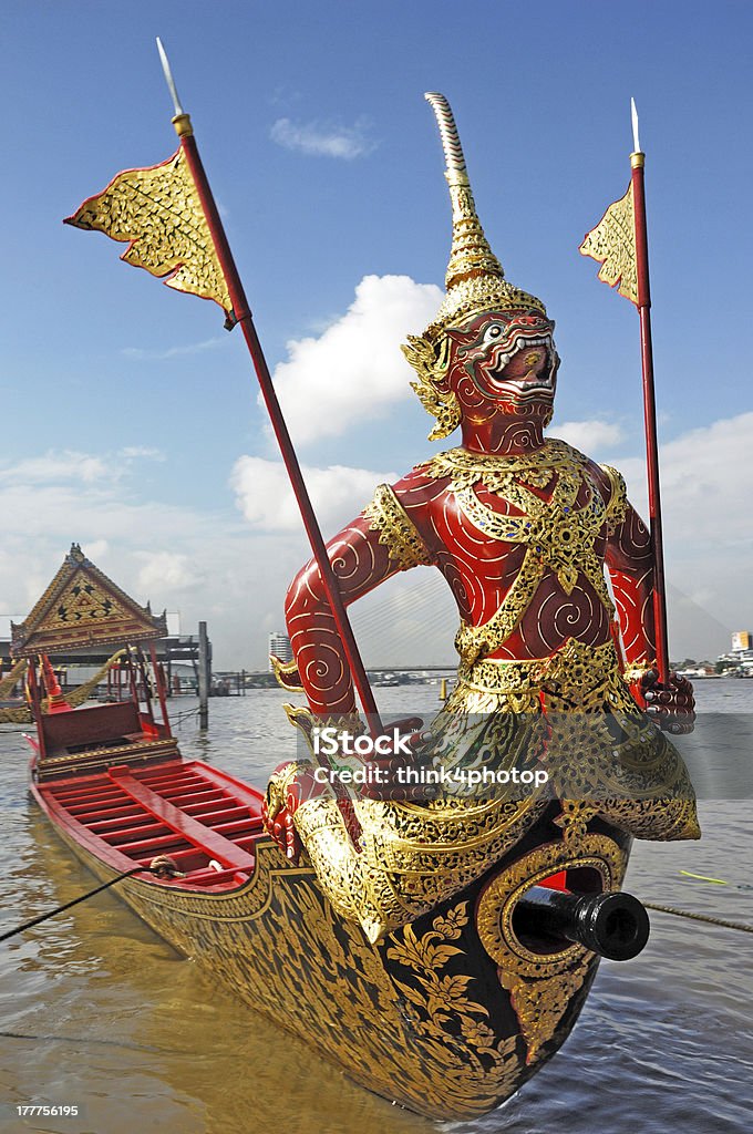 Royal barcaza en Tailandia - Foto de stock de Amor a primera vista libre de derechos