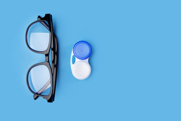istock Medical optics, the difference between eyeglasses and contact lenses 1777594711