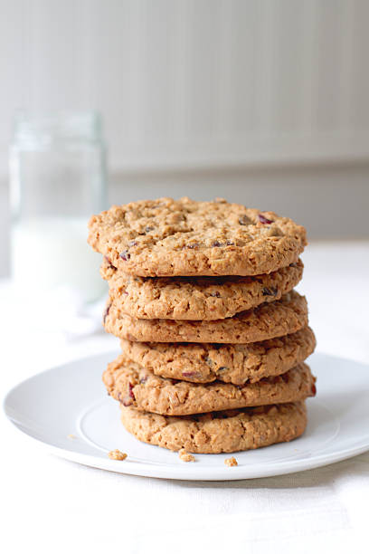 istock Oatmeal Raisin Cookies 177760039