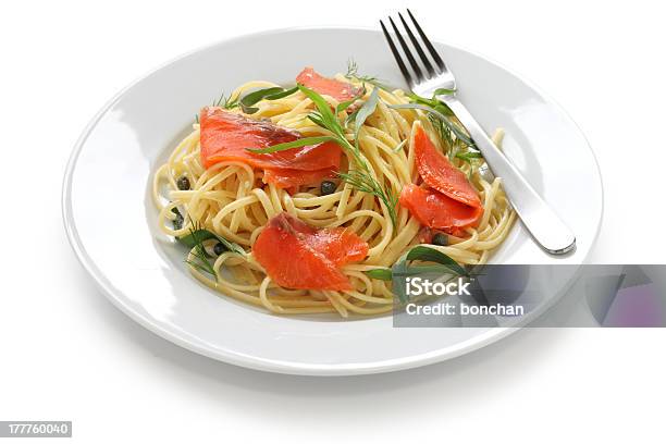 サーモンのパスタ - イタリア料理のストックフォトや画像を多数ご用意 - イタリア料理, クリーム, クローズアップ