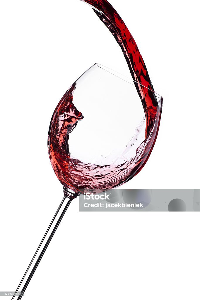Wine splash isoliert auf weißem Hintergrund - Lizenzfrei Eingießen Stock-Foto