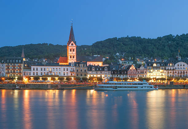 boppard, le rhin, en allemagne - rhine gorge photos et images de collection