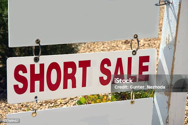Short Sale Sign Stock Photo - Download Image Now - Short - Length, Sale, Real Estate