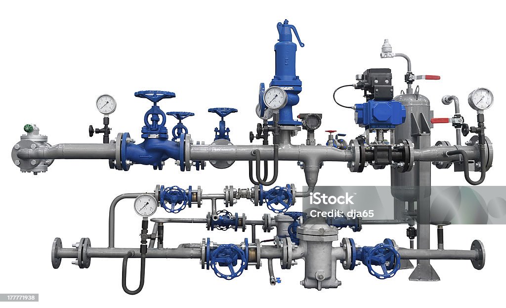 Frammento della Pipeline con dispositivi - Foto stock royalty-free di Valvola di sfiato