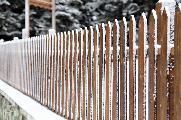 istock wooden fence 177772171