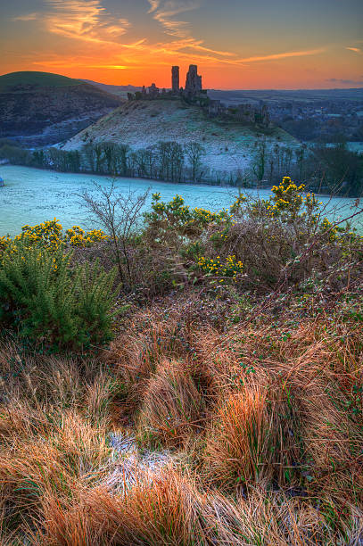 istock Corfe Castle Winter sunrise pre-dawn colourburst 177774854