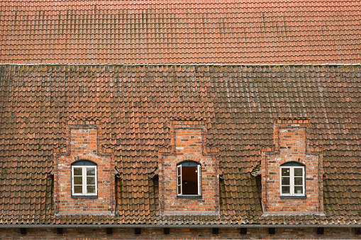 Location: Holstentorplatz - Names: Hansestadt - Architectural specs: crow-stepped gable, monument protection