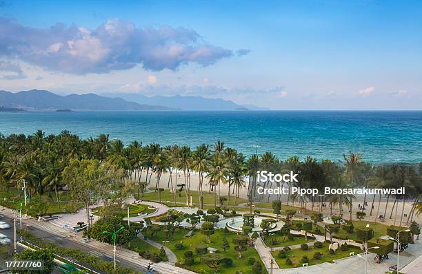 Foto de Praia De Nha Trang Vietnã e mais fotos de stock de Areia - Areia, Azul, Azul Turquesa